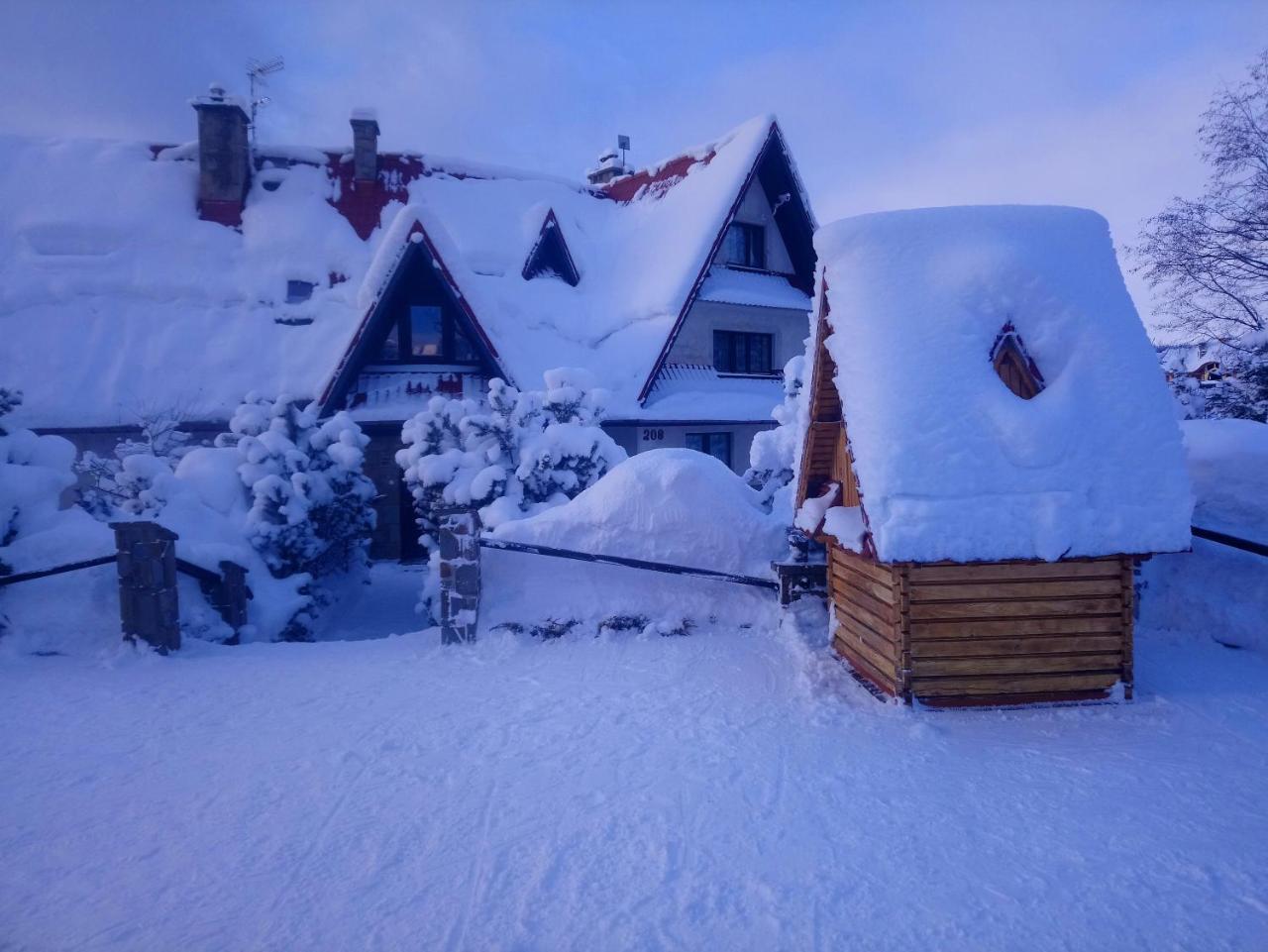 Apartamenty-wynajem Pokoi Zbigniew Tylka Homestay *